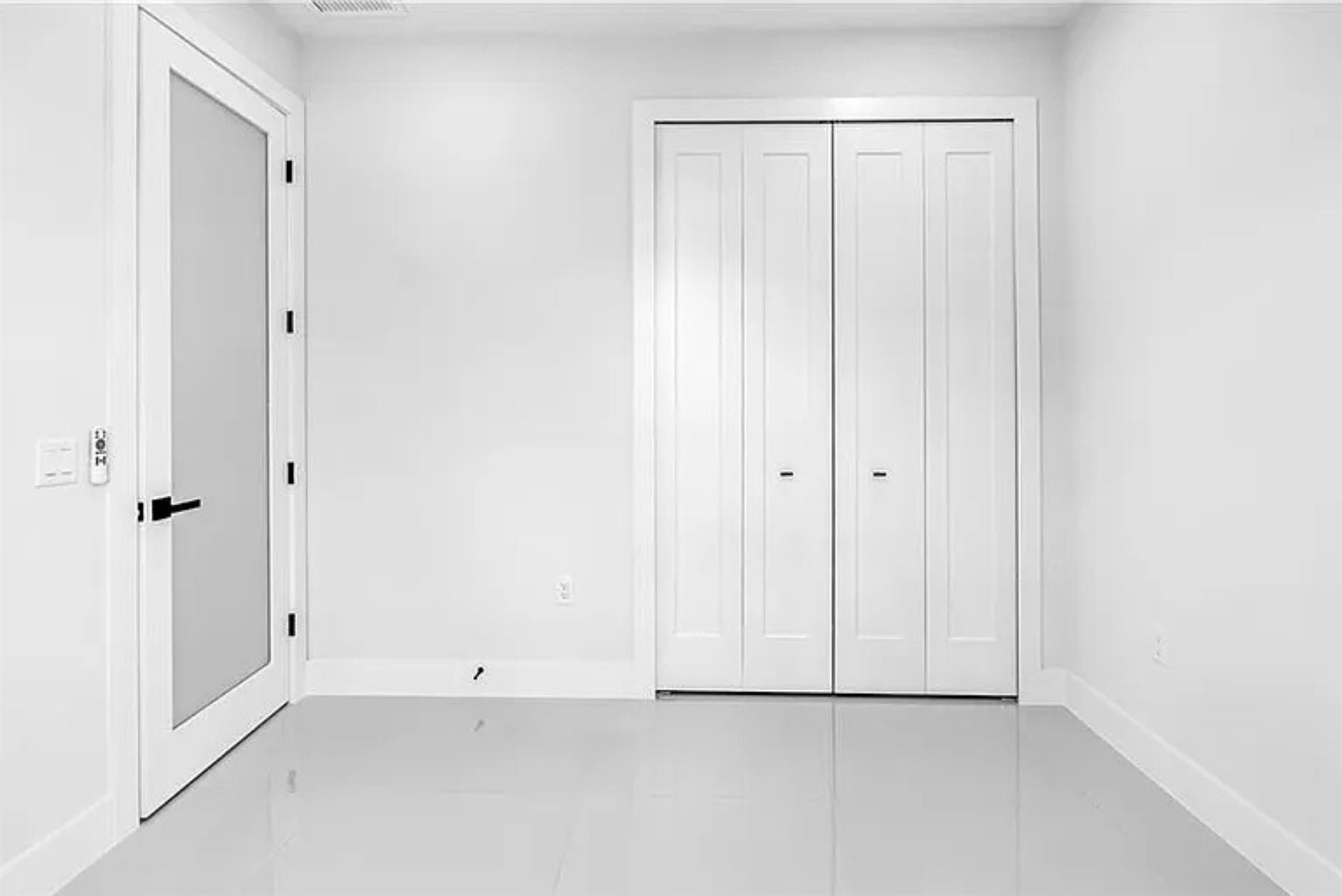 Bedroom or den with closet